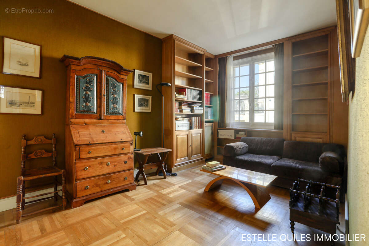 Appartement à VERSAILLES