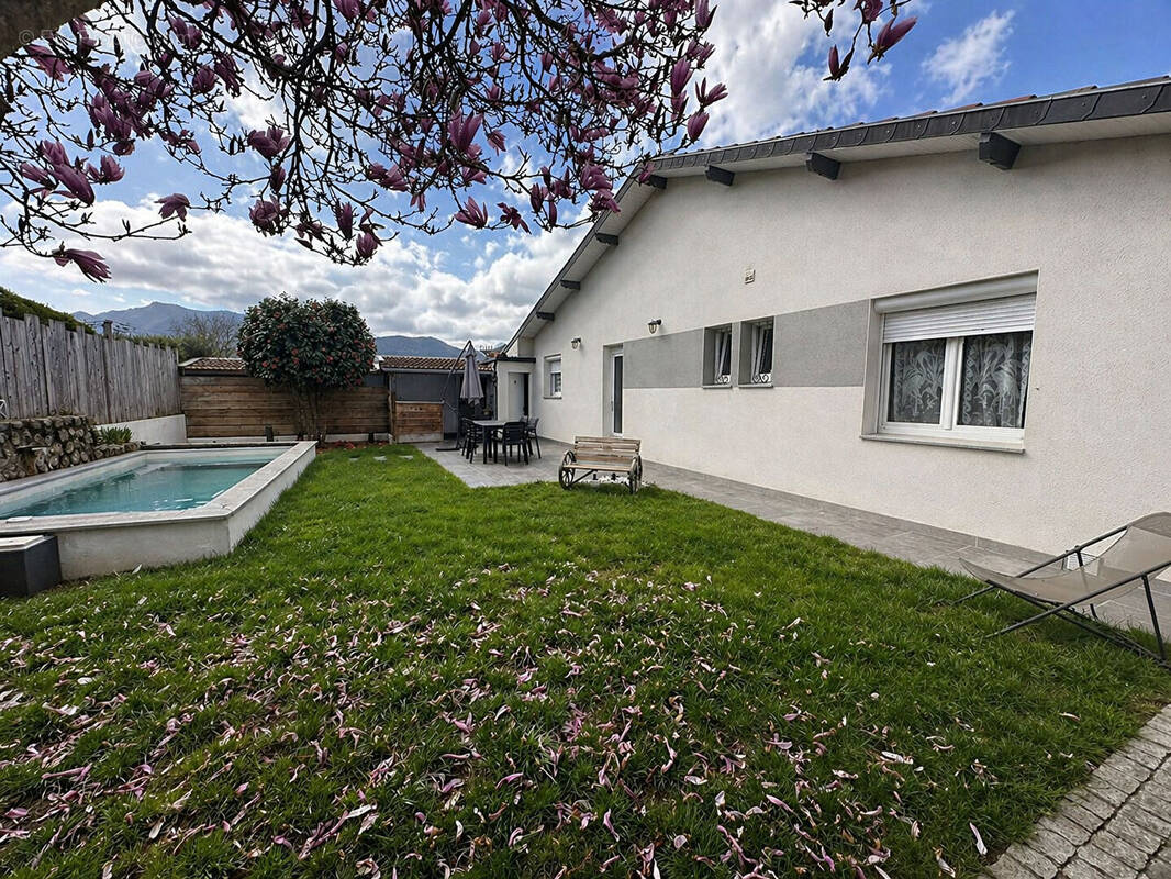 Maison à LOURDES