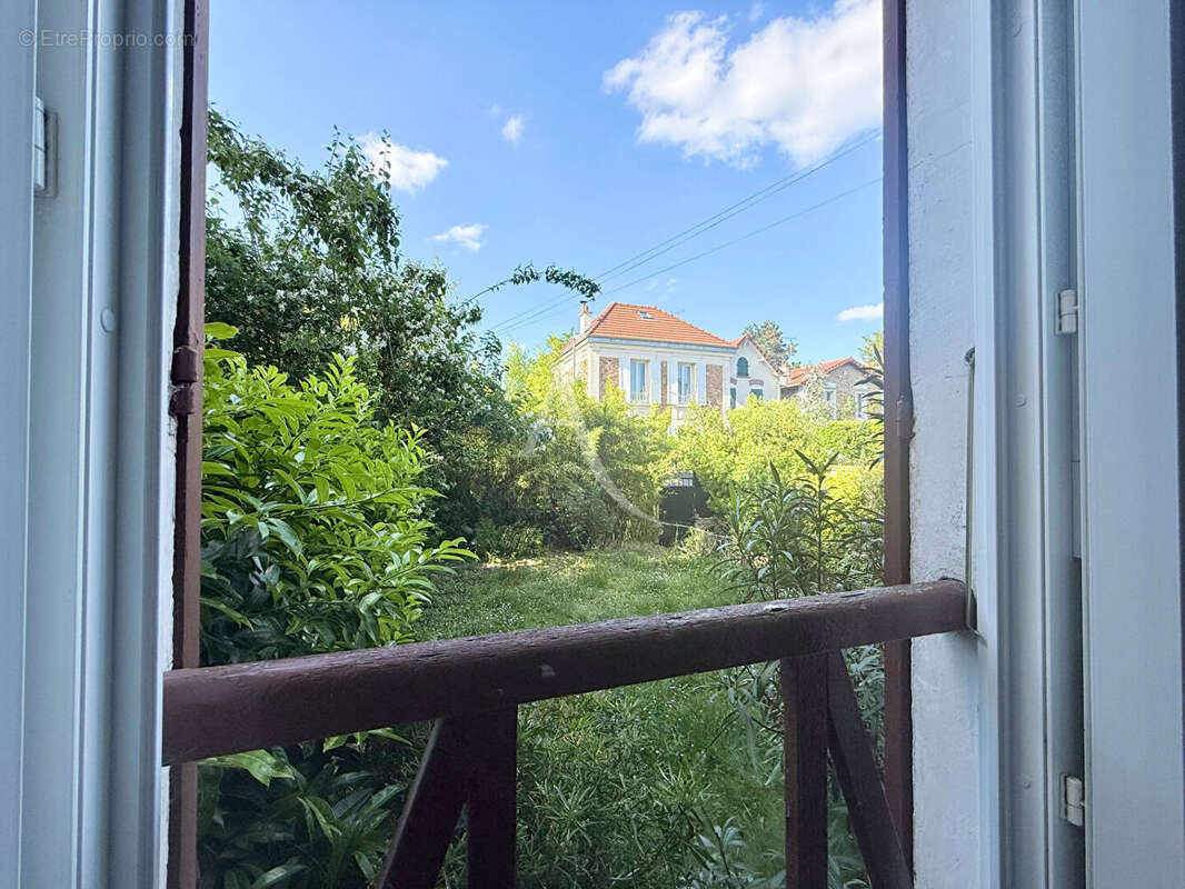 Maison à LE PERREUX-SUR-MARNE