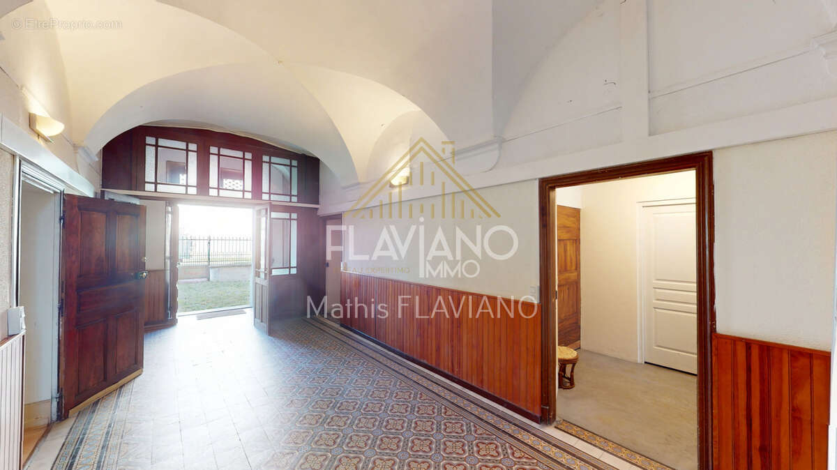 Villa mexicaine - terrain constructible - centre-ville - barcelonnette - photo 38