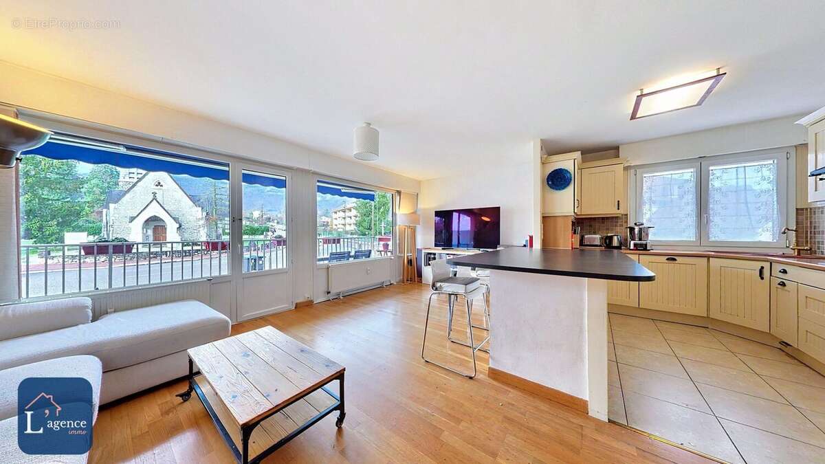 Appartement à DIVONNE-LES-BAINS