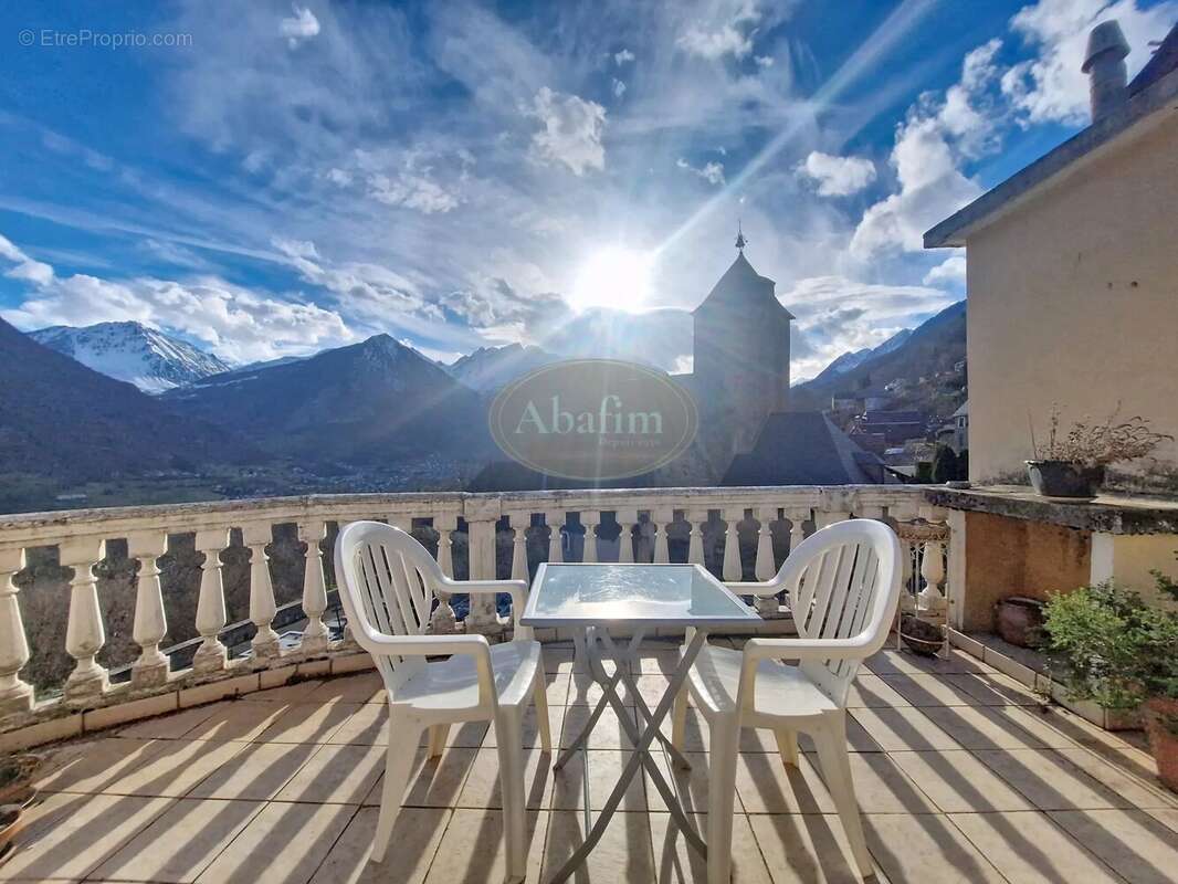 Maison à LUZ-SAINT-SAUVEUR