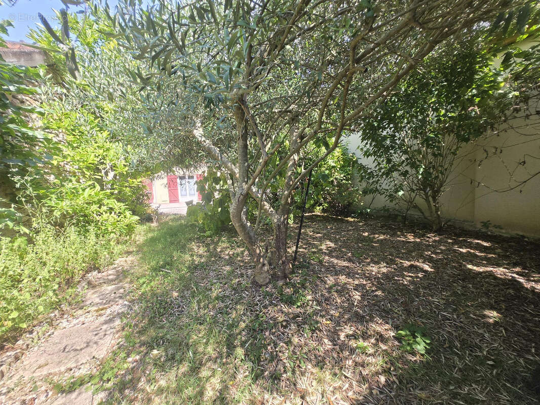 Maison à BOUSSY-SAINT-ANTOINE