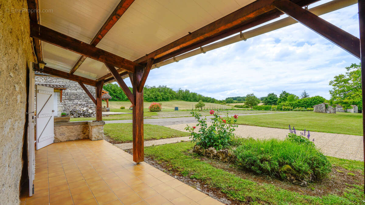 Maison à BAGAT-EN-QUERCY