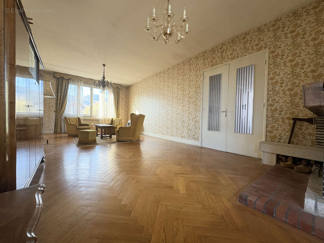 Maison à BEAUMONT