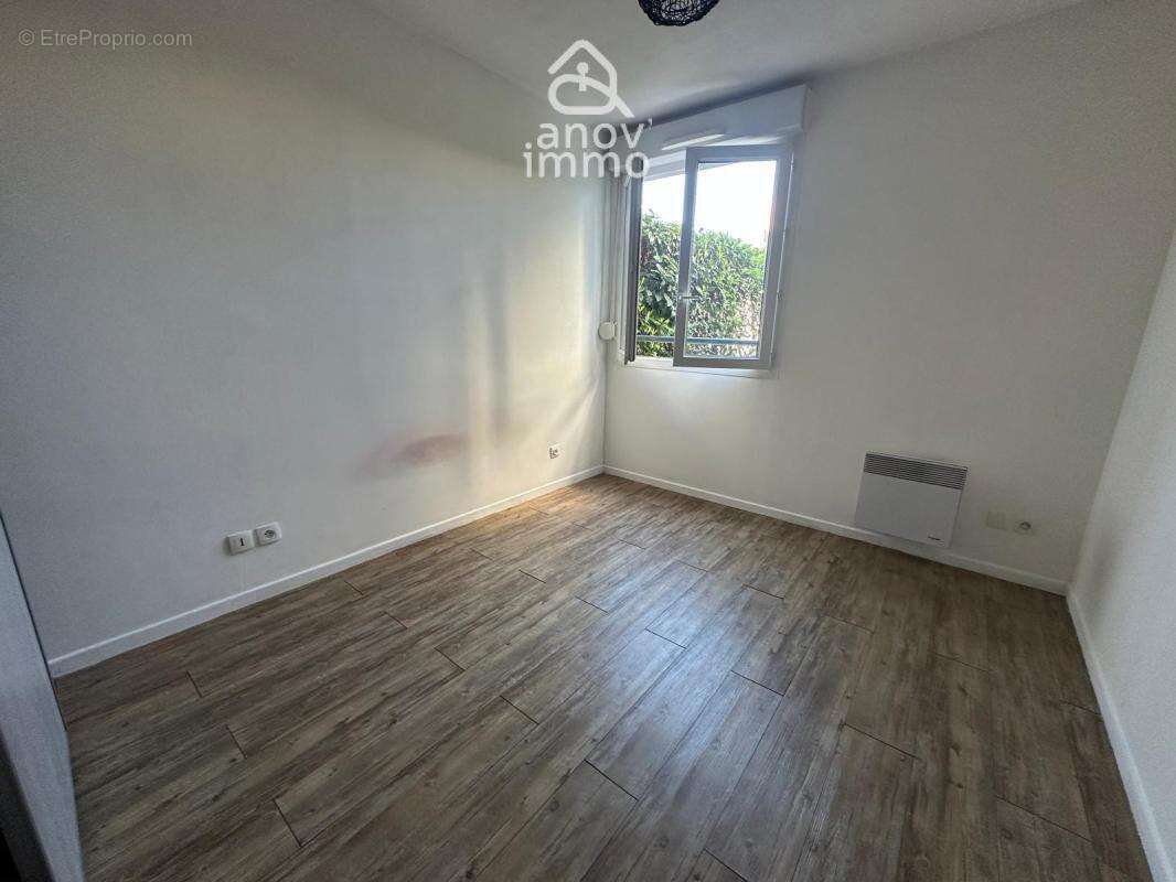 Appartement à MEYZIEU