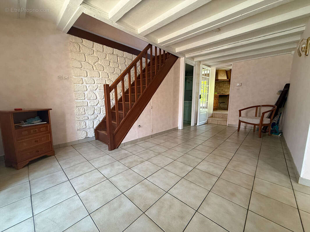 Maison à MONTLUCON