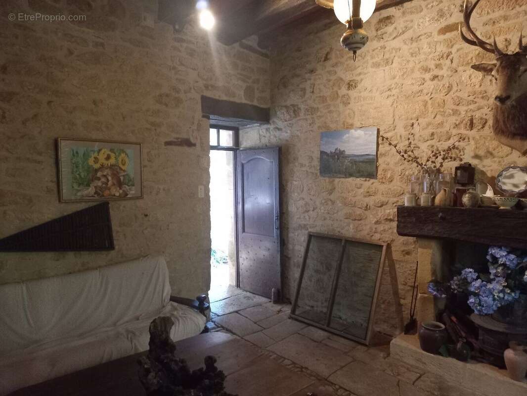 Maison à MARQUAY