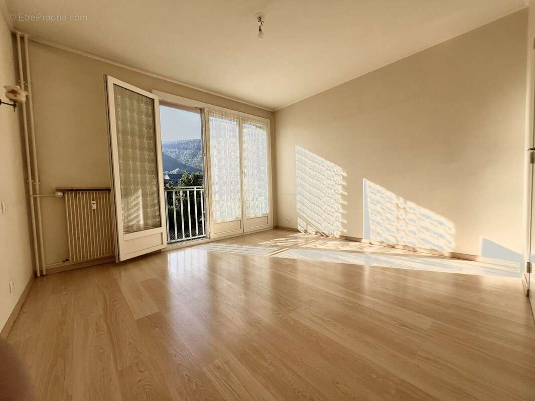 Appartement 64 m² à Mende  - photo 3