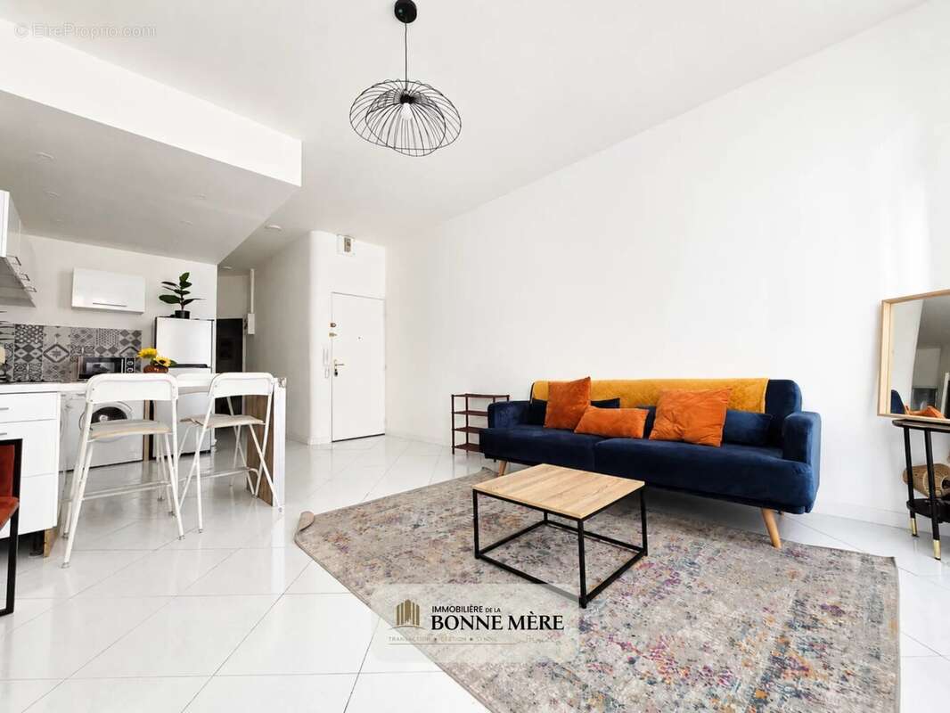 Appartement 45 m² à Marseille-3e  - photo 2