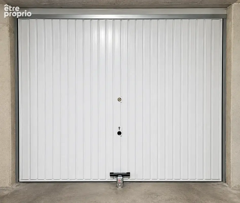 Photo Parking à Le Pradet au prix de 32 000€