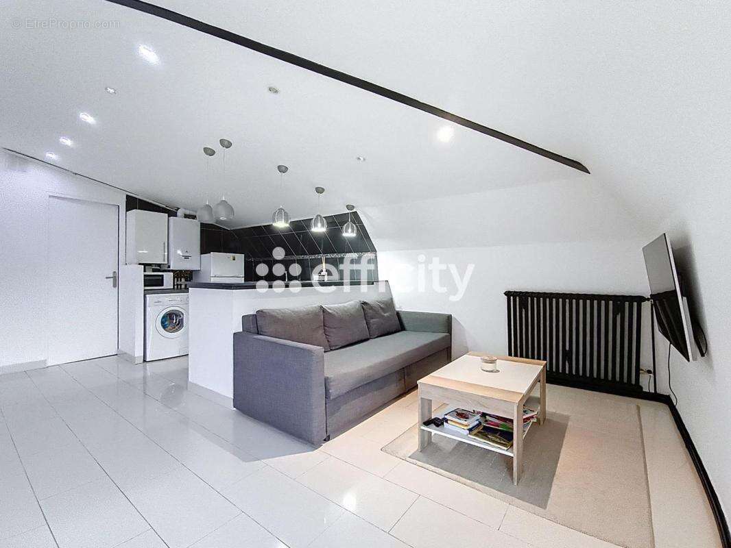 Appartement à MAFFLIERS