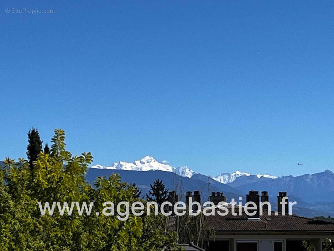 Appartement à DIVONNE-LES-BAINS