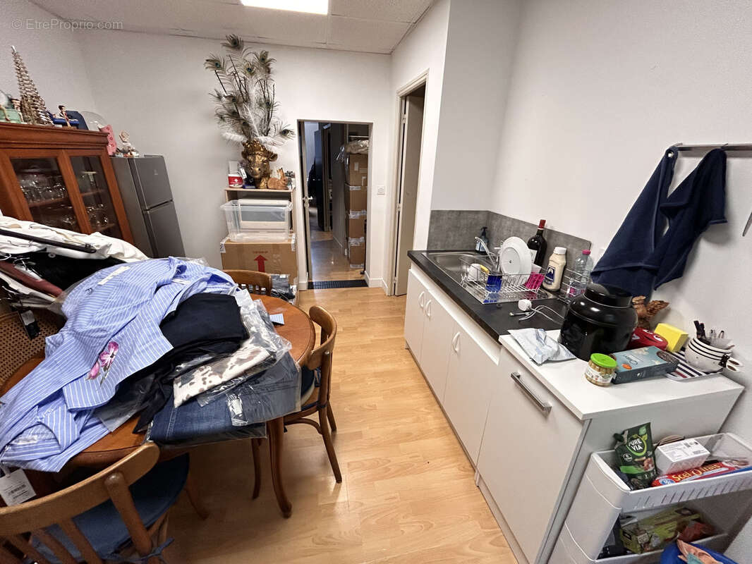 Commerce à SAINT-JUNIEN