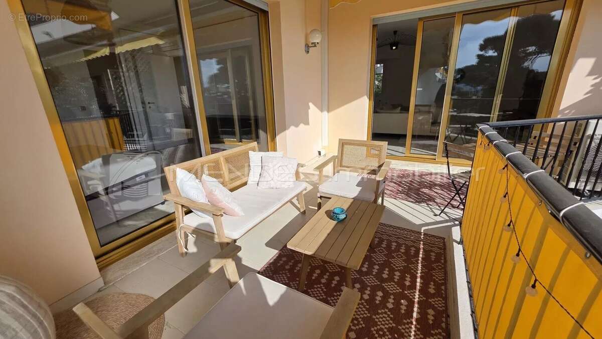 Appartement à CAP-D'AIL