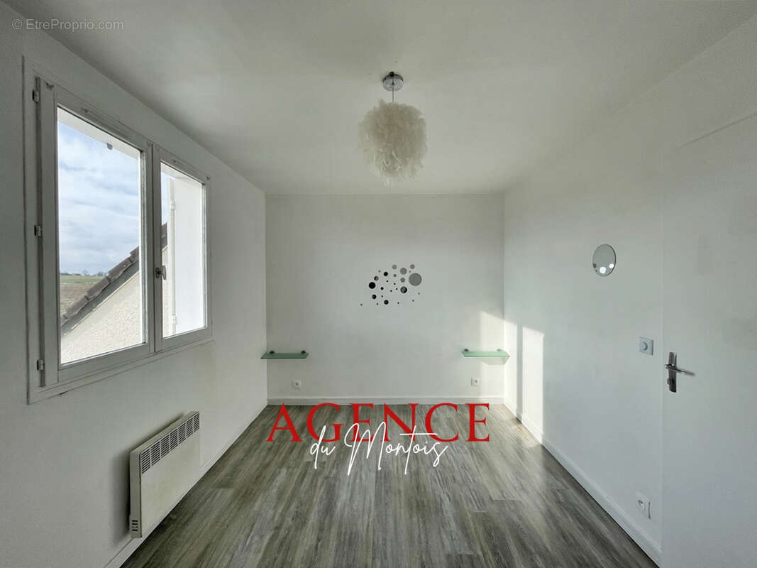 Maison à BRAY-SUR-SEINE