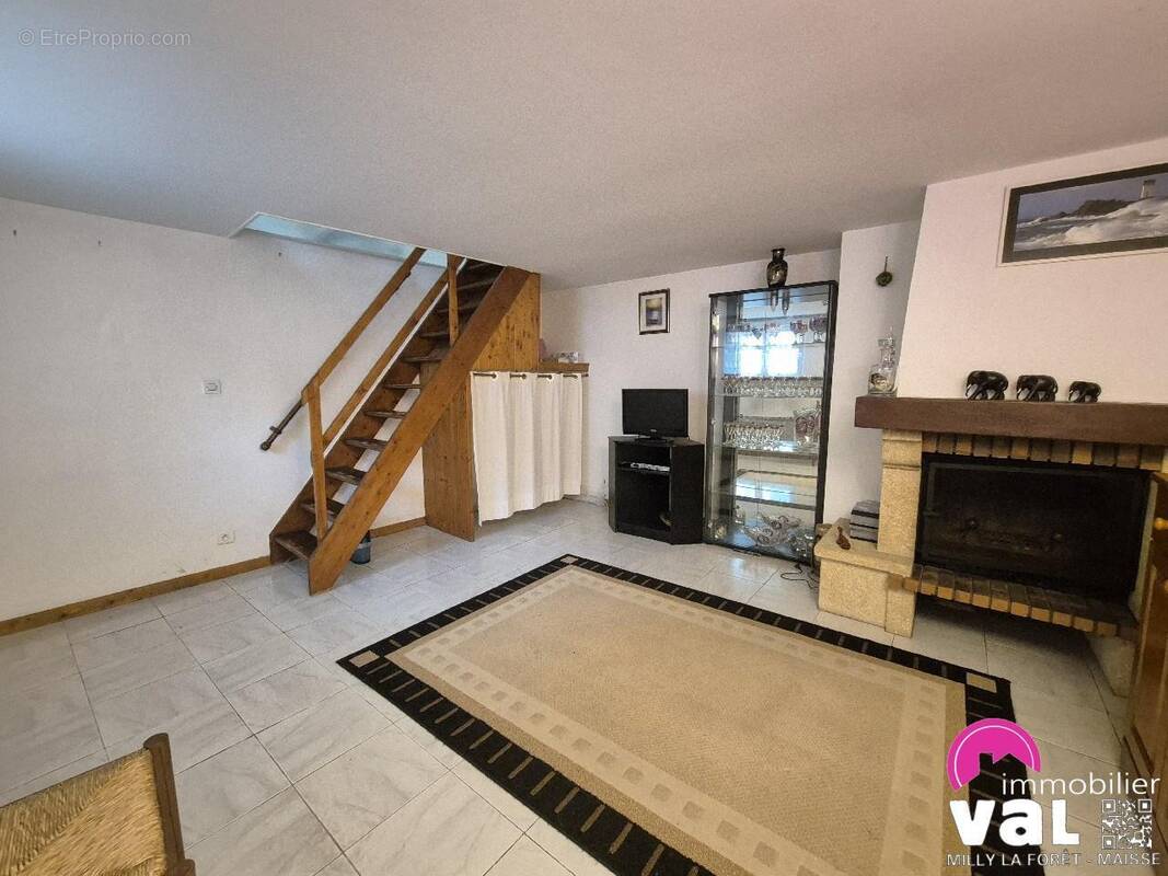 Appartement à LA FERTE-ALAIS