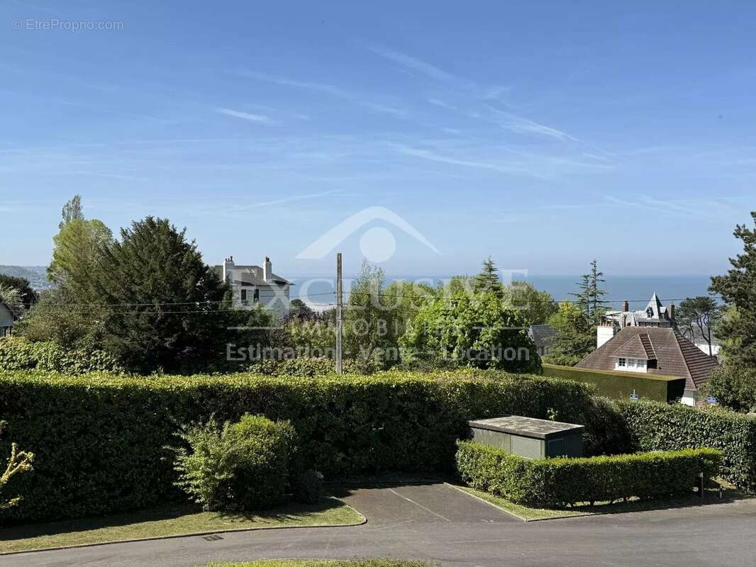 Appartement à TROUVILLE-SUR-MER