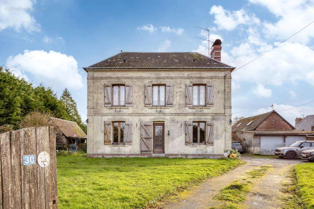 Maison à SAINT-GATIEN-DES-BOIS