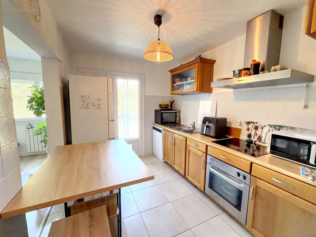 Appartement à SIX-FOURS-LES-PLAGES