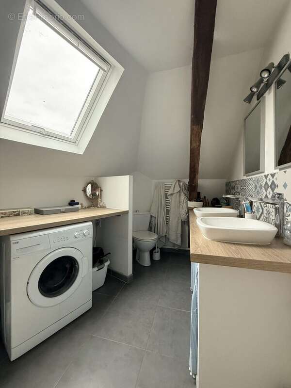 Maison à SAINT-BARTHELEMY-D&#039;ANJOU