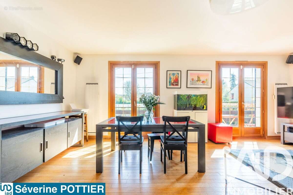 Photo 3 - Maison à VIRY-CHATILLON