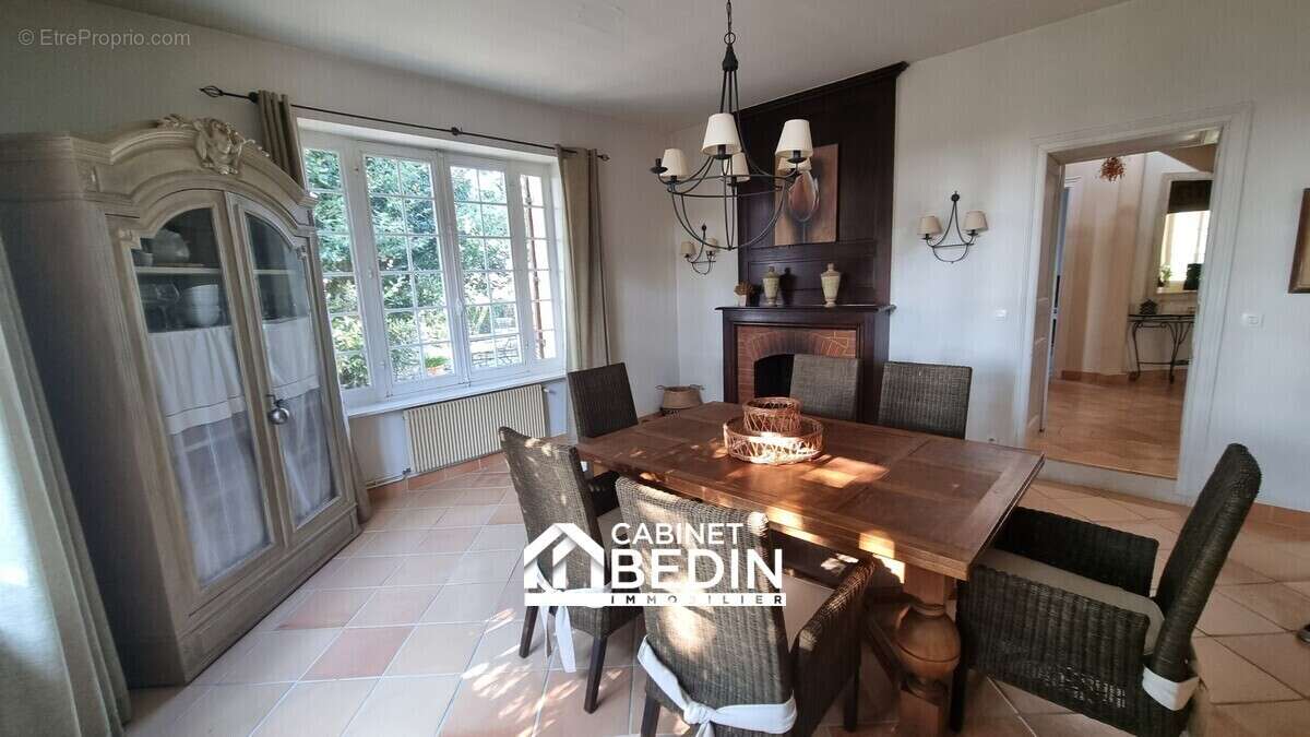 Maison à BAYON-SUR-GIRONDE