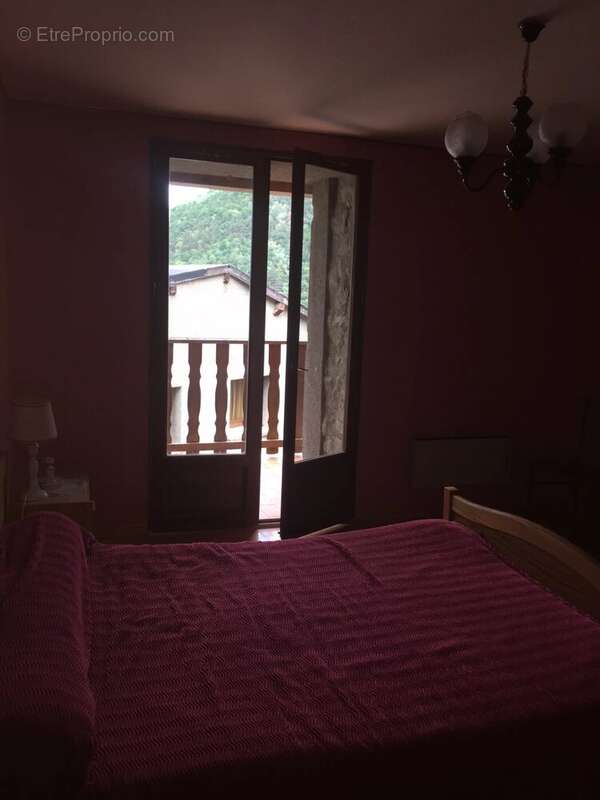 Maison à AYGUATEBIA-TALAU