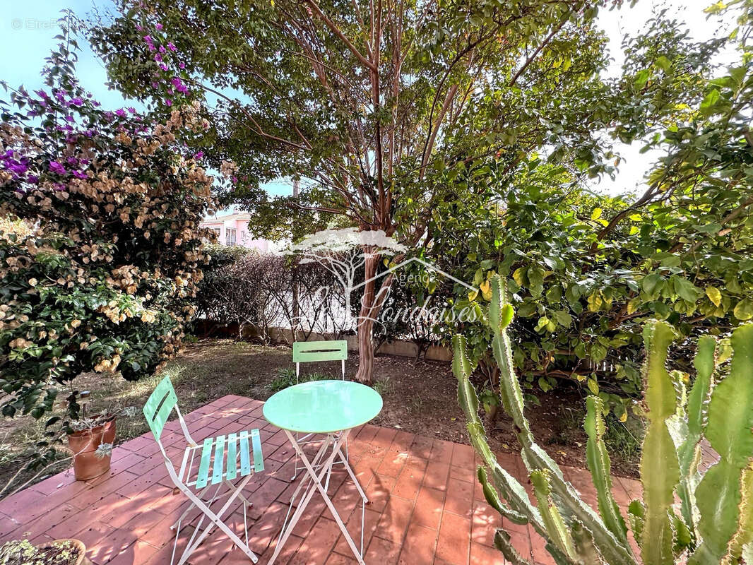 Appartement à LA LONDE-LES-MAURES