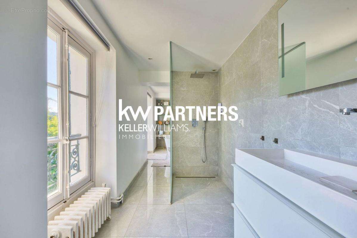 Maison à JOUY-EN-JOSAS