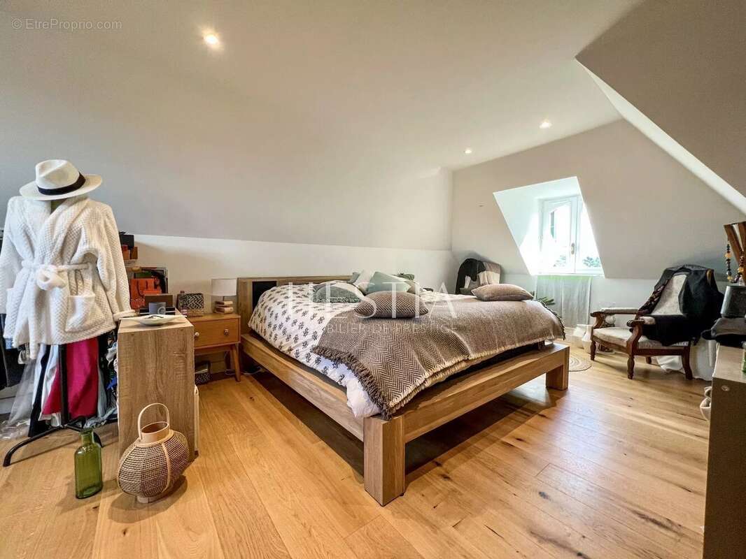 Maison à MARIGNY-SAINT-MARCEL