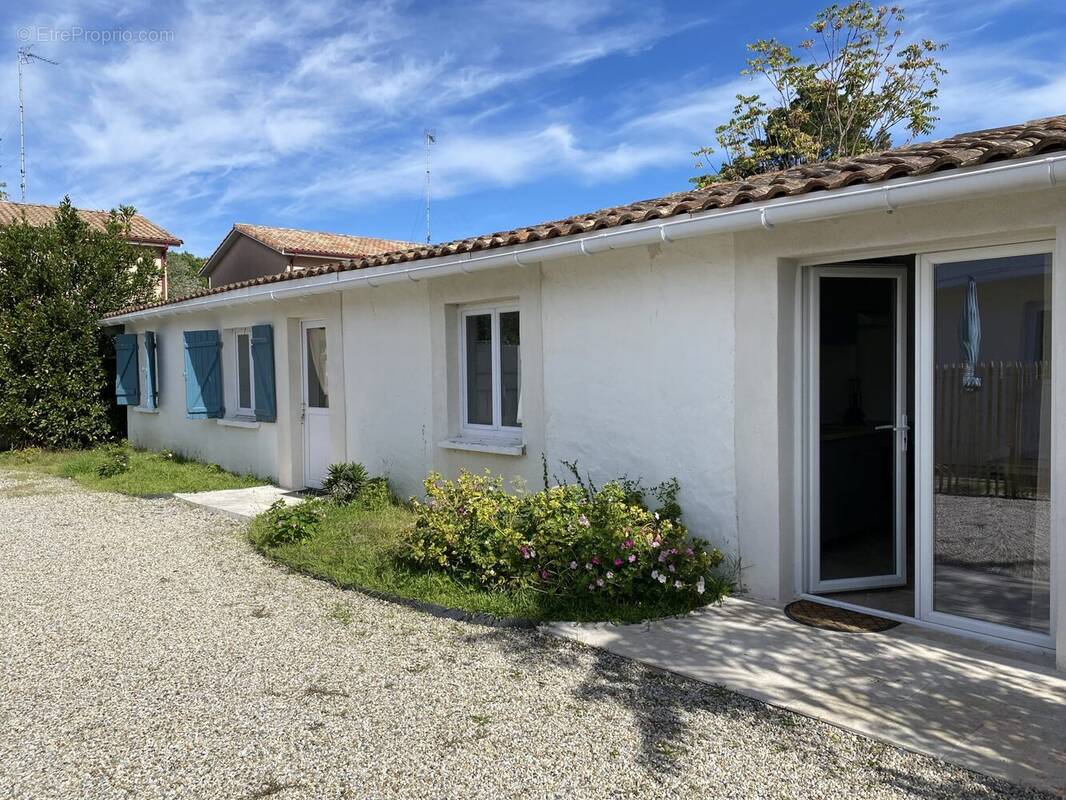 TI + T2 - Appartement à LA TESTE-DE-BUCH