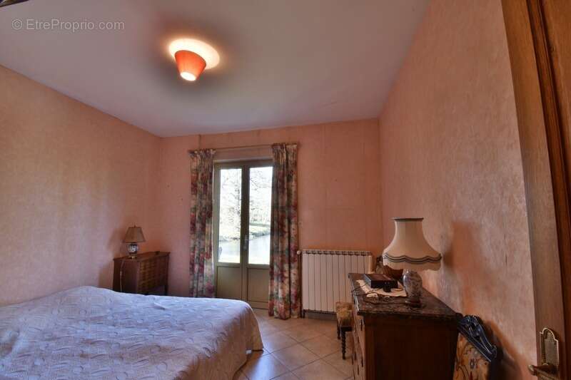 Maison à SAINT-AGNANT-DE-VERSILLAT