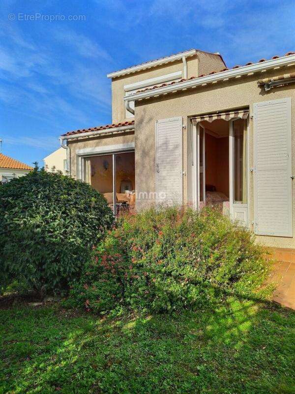 Maison à L&#039;HOUMEAU