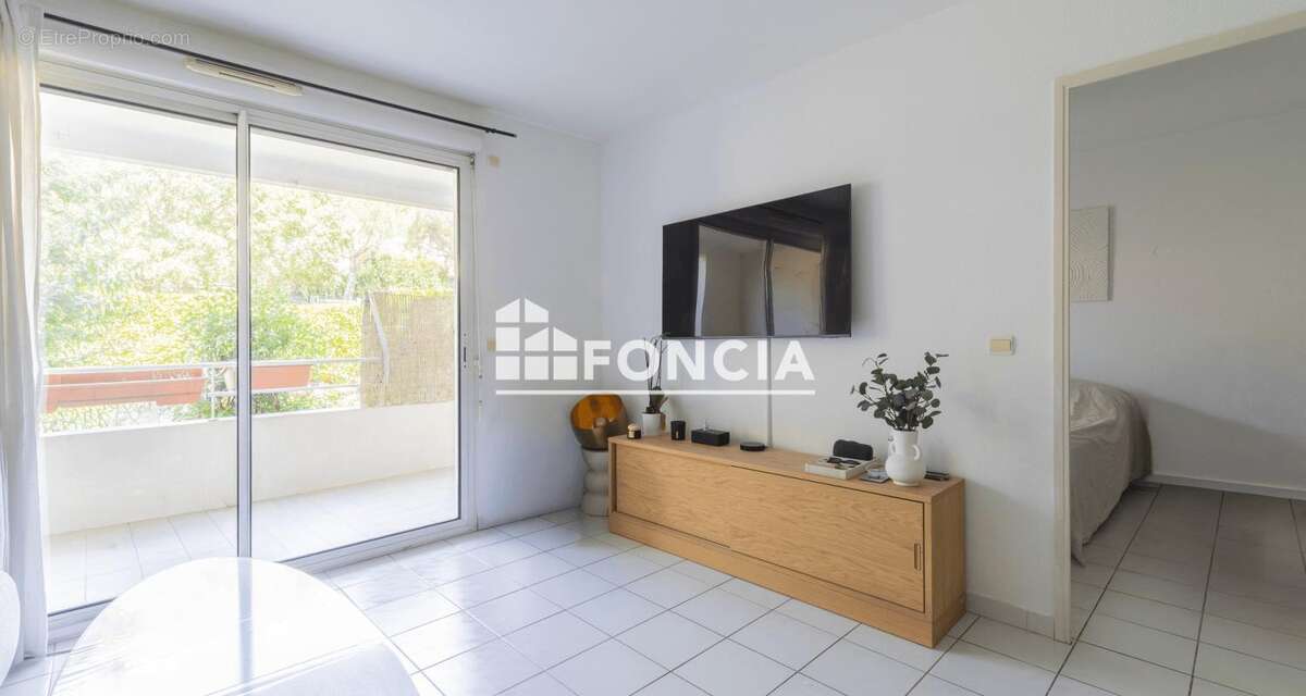 Montpellier – Plan des Quatre Seigneurs  T2 de 46 m² avec grande terrasse et garage en sous-sol - photo 3