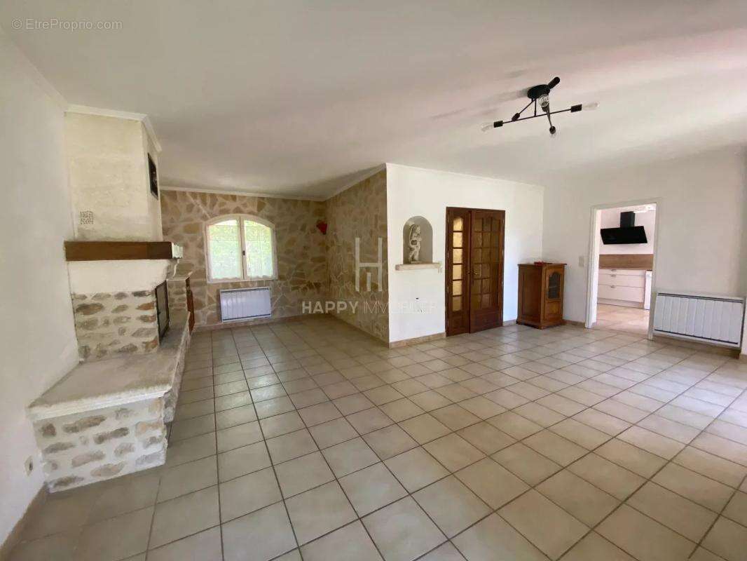 Maison à MAUSSANE-LES-ALPILLES