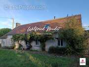 Maison à SAINT-VINCENT-DU-LOROUER