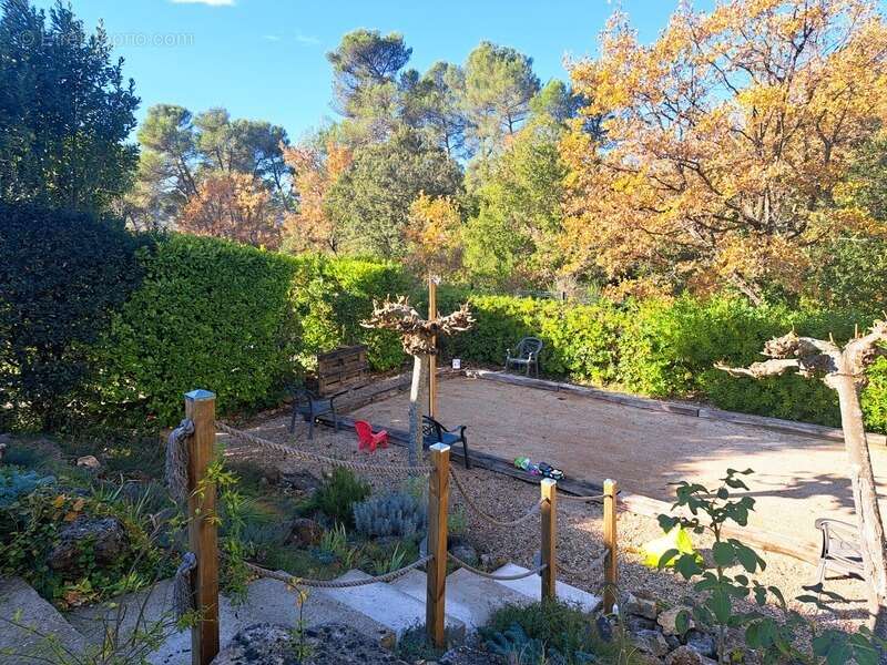 Maison à NANS-LES-PINS