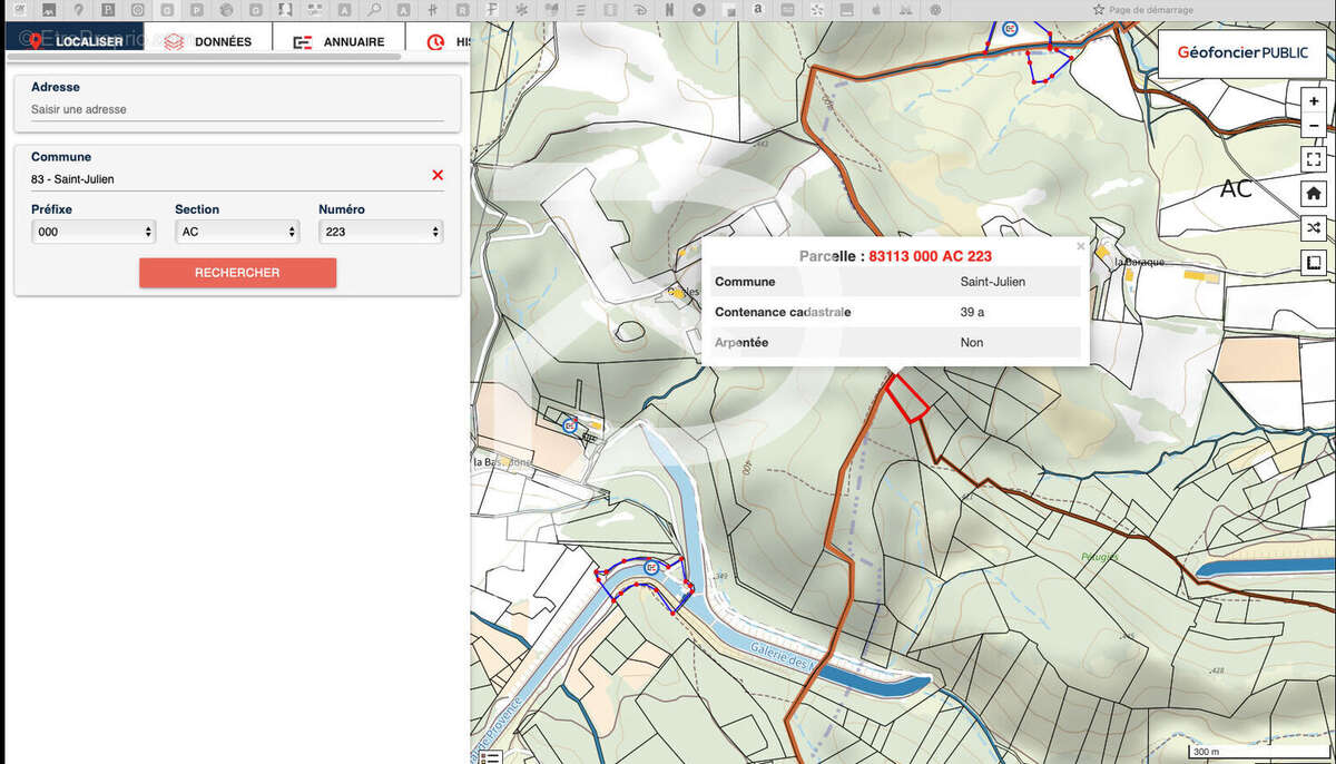 Terrain à SAINT-JULIEN