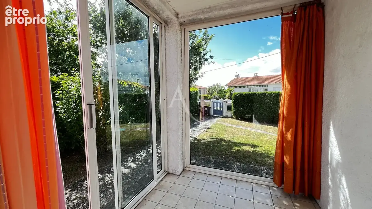 Maison centre-ville de Semussac - photo 6