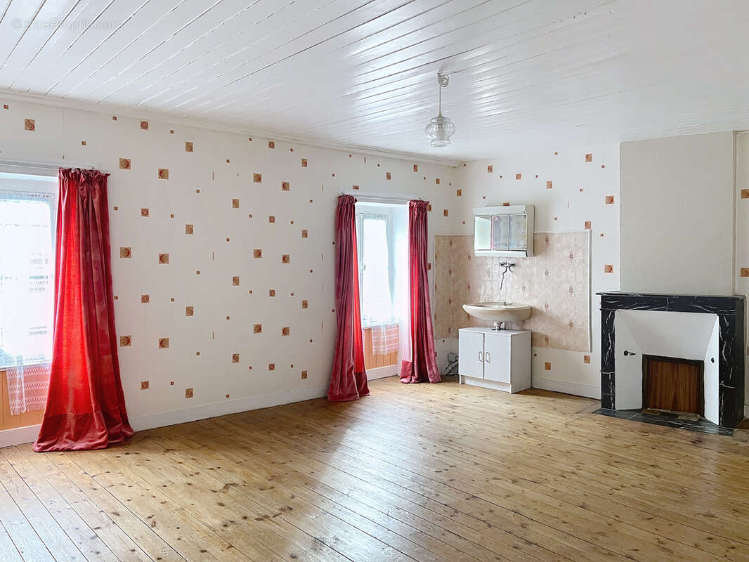 Maison à TORIGNI-SUR-VIRE