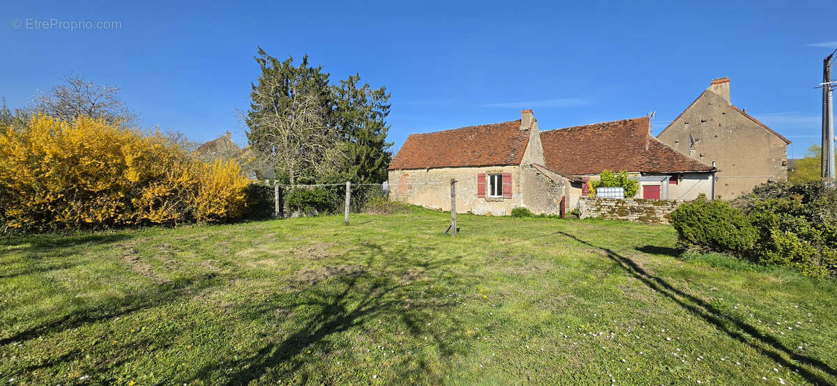 Maison à CHAMPALLEMENT