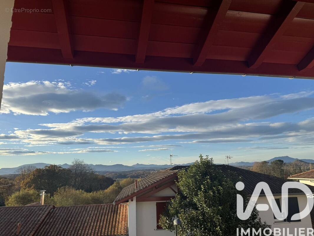 Photo 1 - Appartement à VILLEFRANQUE