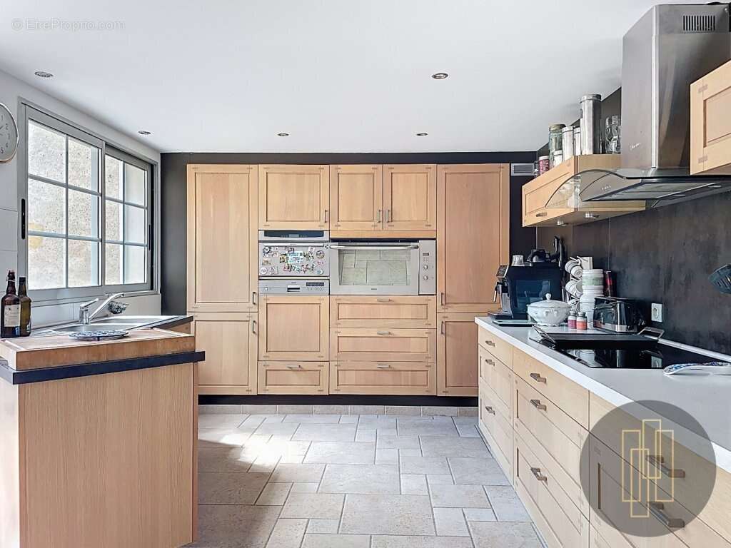 Maison à VILLEFRANCHE-SUR-SAONE