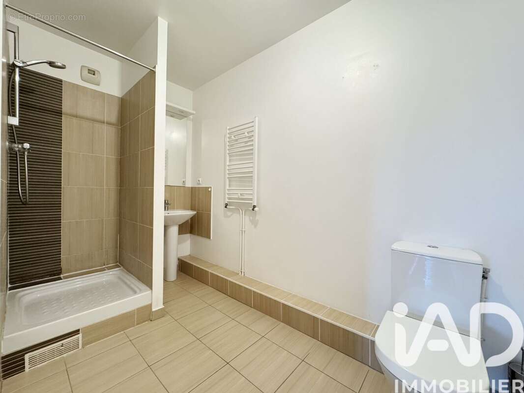 Photo 9 - Appartement à ISSY-LES-MOULINEAUX