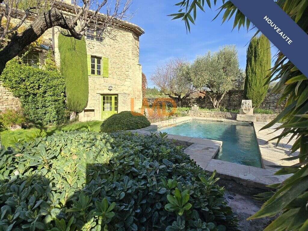 Maison à GORDES
