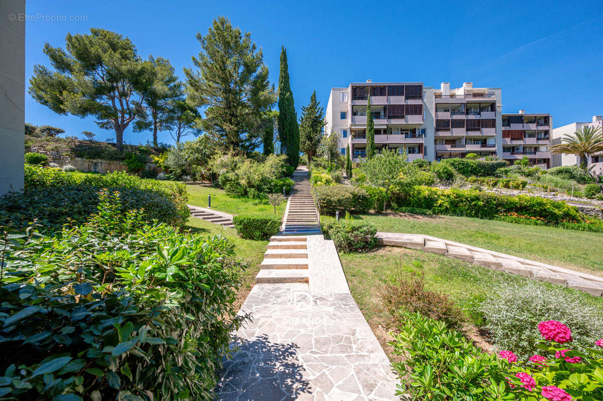 Appartement - vue mer - terres marines - 13260 cassis - photo 13