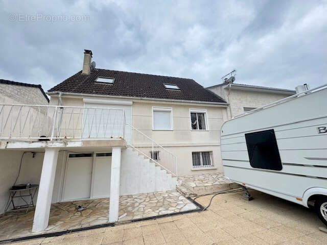 Maison à ATHIS-MONS