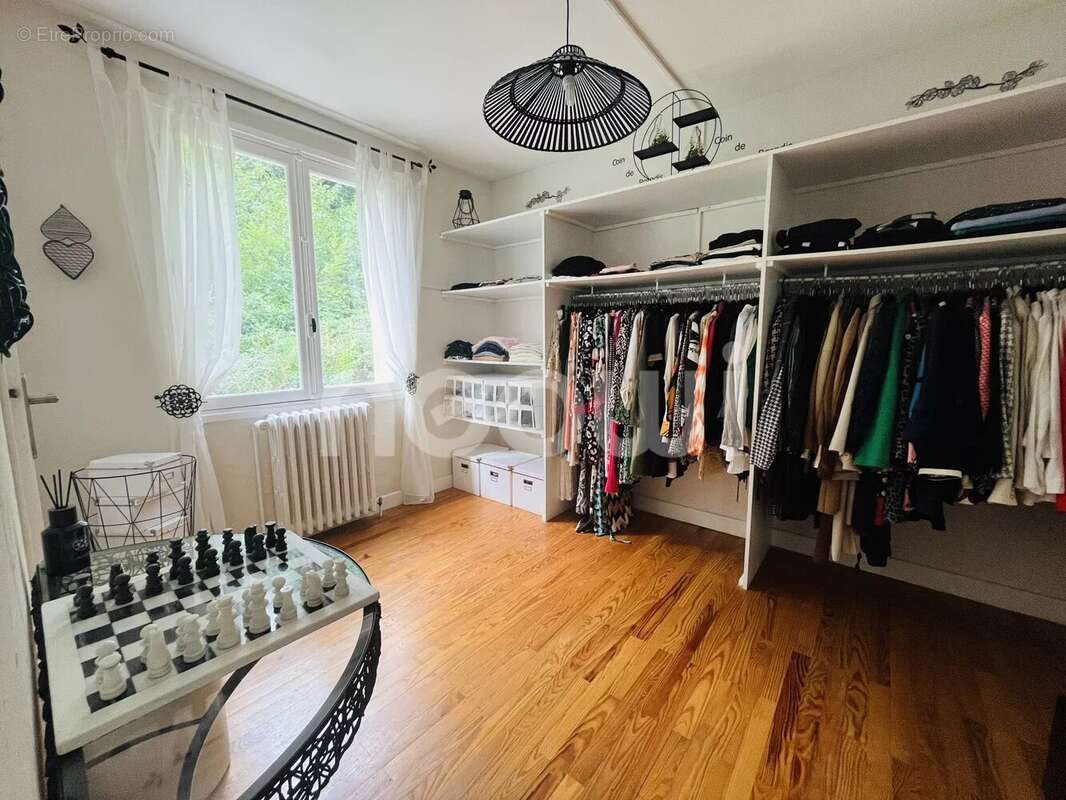 Maison à CHATELGUYON