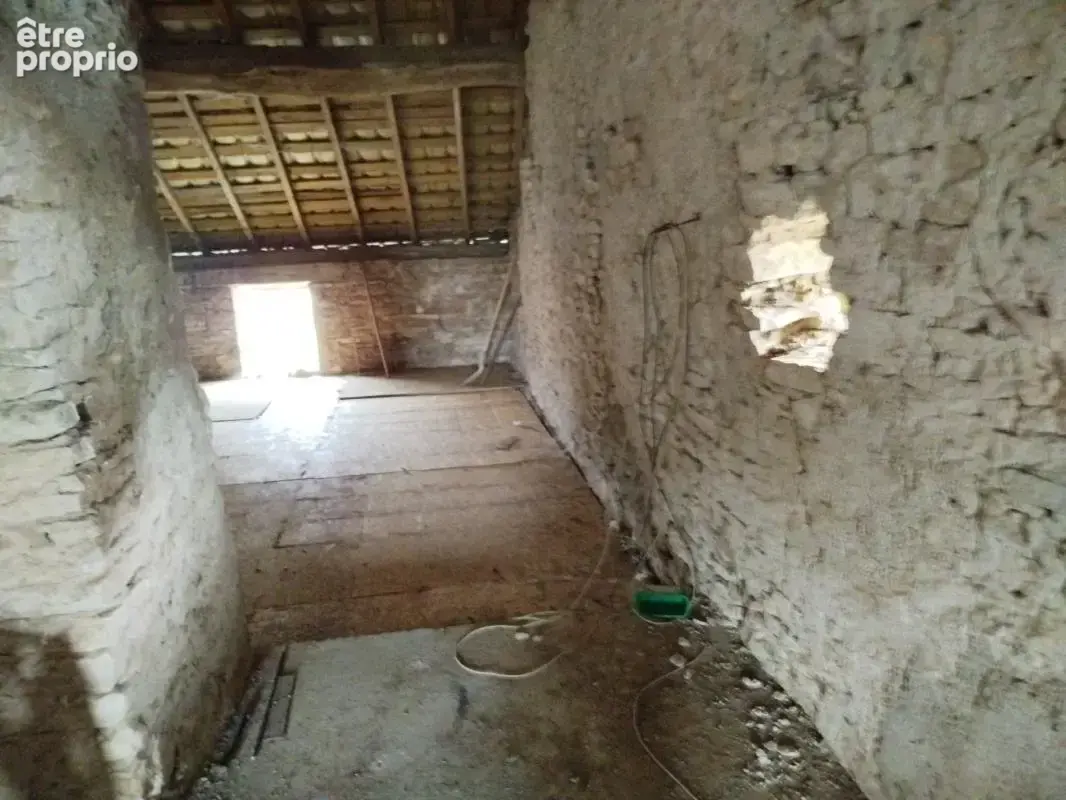 Maison grands volumes  avec travaux - photo 13